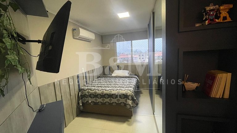 Apartamento com piscina para 4 pessoas