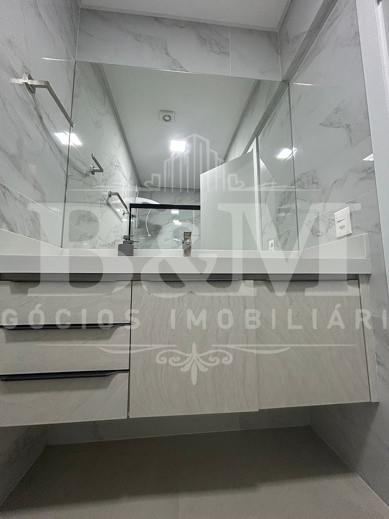 Lindo Apartamento alto padrão em Bombas