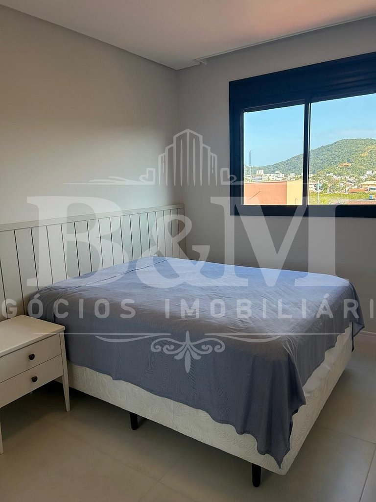 Apartamento em Bombas | 2 Suítes | 80m da Praia