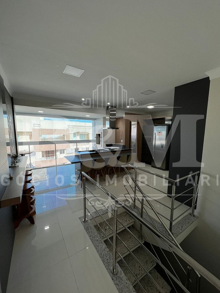 Apto Duplex com 2 suítes 100 metros da praia de Bombas