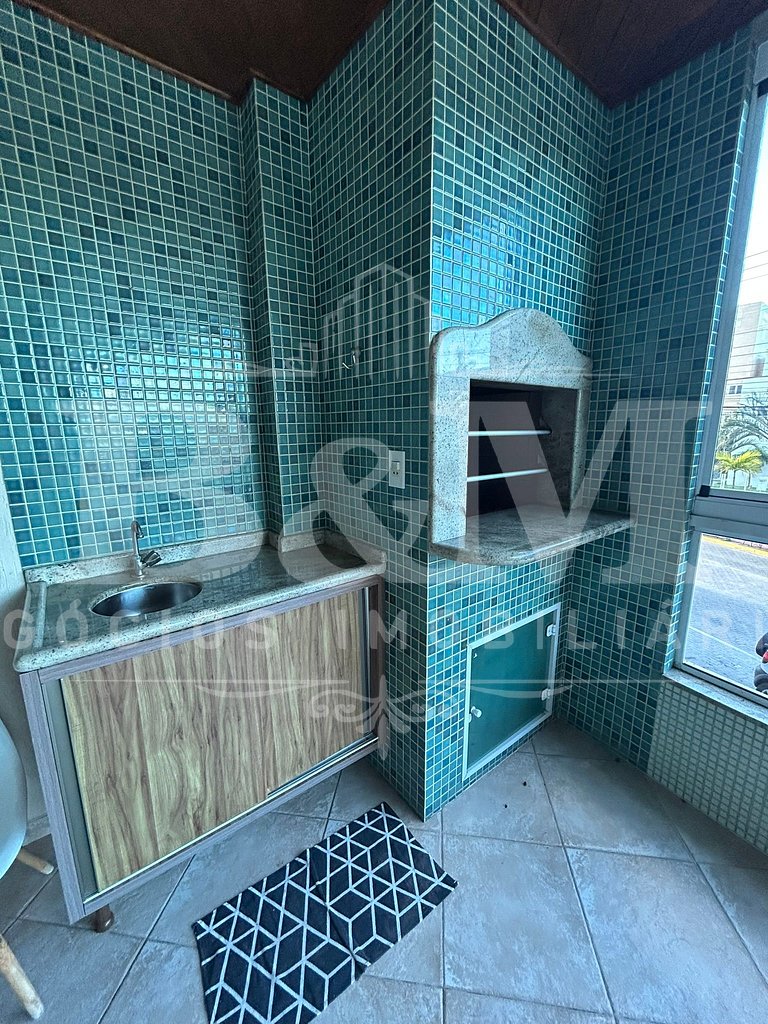 Apartamento auto padrão em Bombas com vista mar