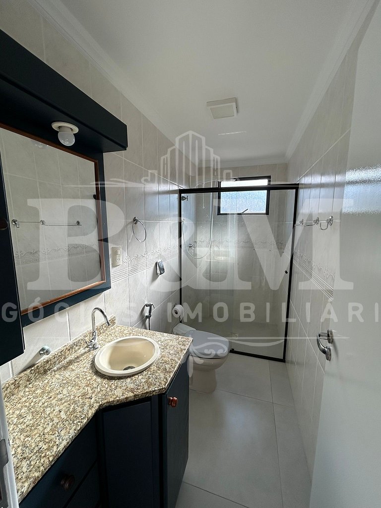 Lindo Apartamento com vista mar em bombas