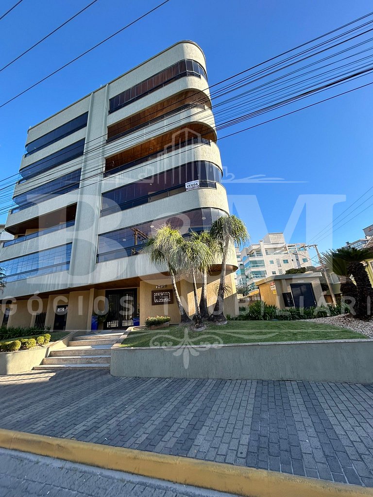 Lindo Apartamento com vista mar em bombas