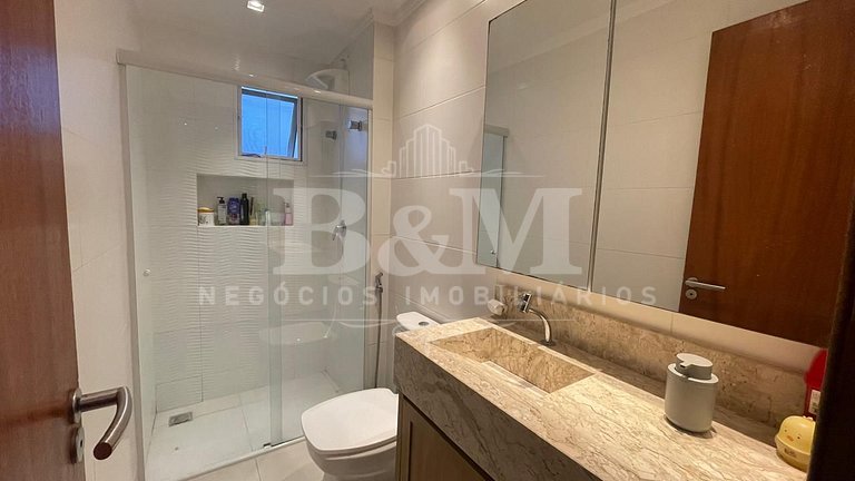 Apartamento com piscina para 4 pessoas
