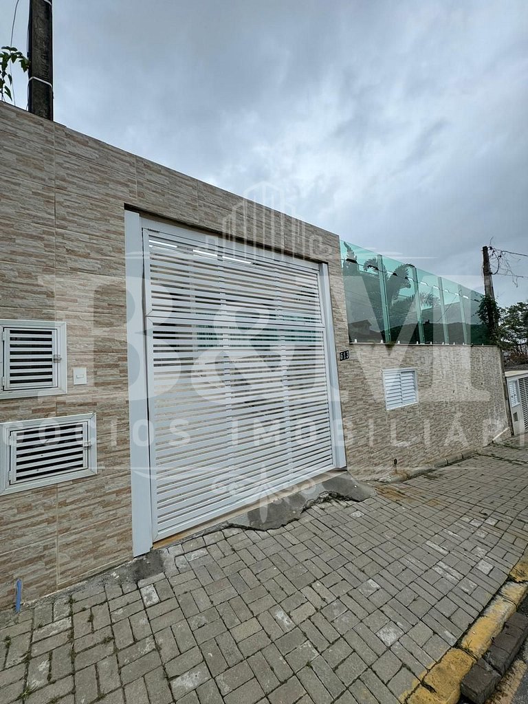 Linda Casa para até 15 pessoas com piscina