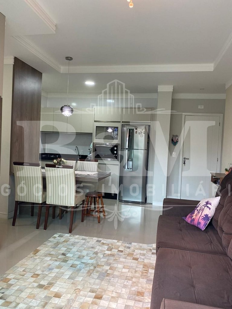Lindo apartamento na praia de Bombas