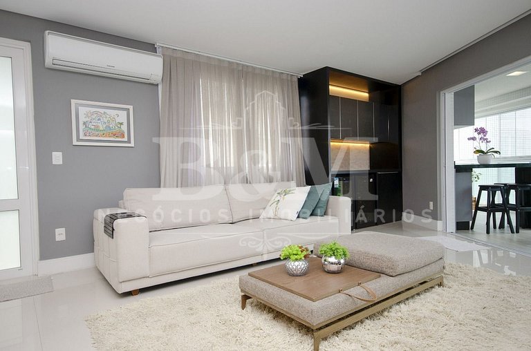 Apartamento Frente Mar em Bombas