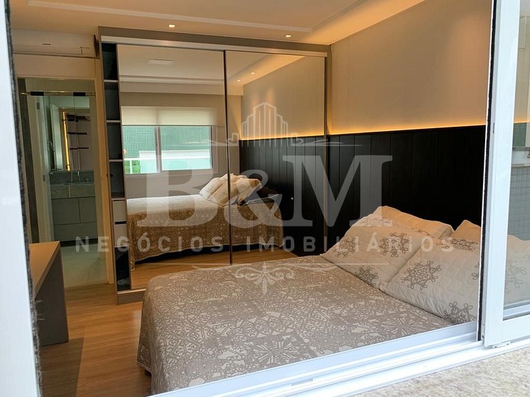 Apartamento Frente Mar em Bombas