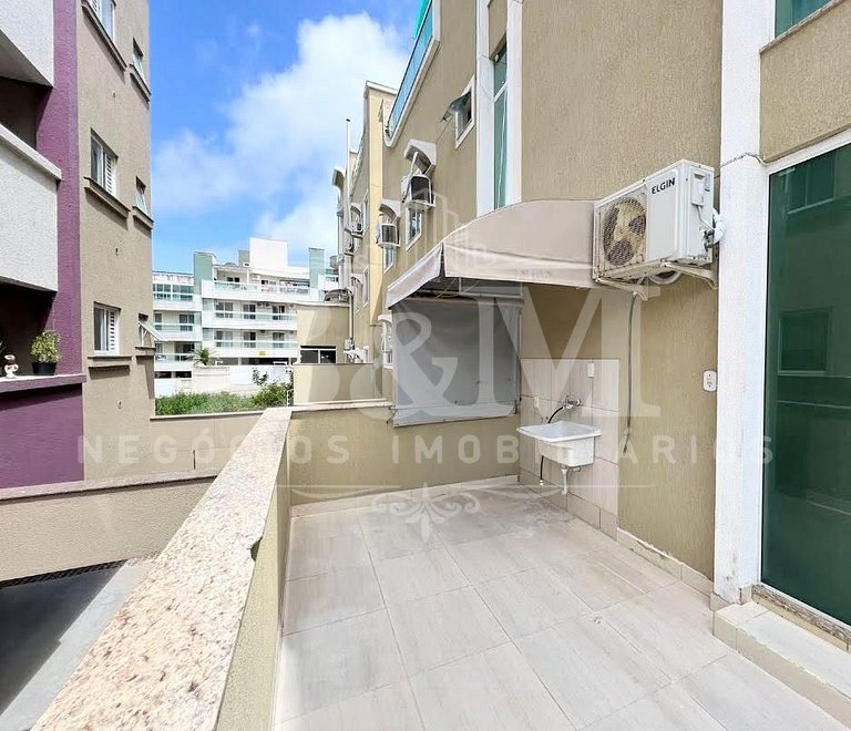 Lindo apartamento na praia de Bombas
