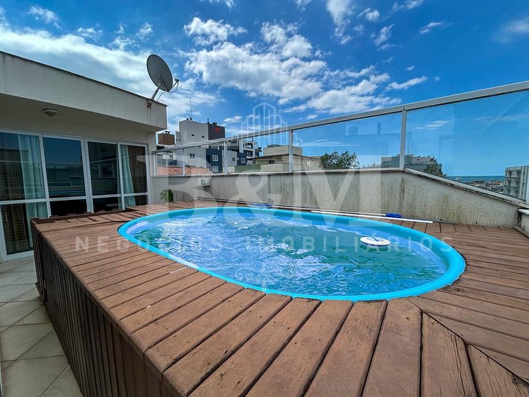 Apartamento para 12 pessoas com piscina