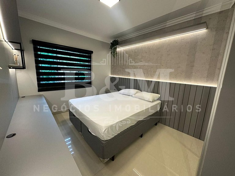 Casa espaçosa em Bombas com piscina – ideal para grupos e fa