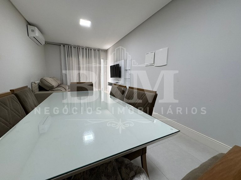 Linda casa no Canto Grande