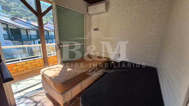 Casa Beira-Mar em Bombas – Conforto para até 15 Pessoas
