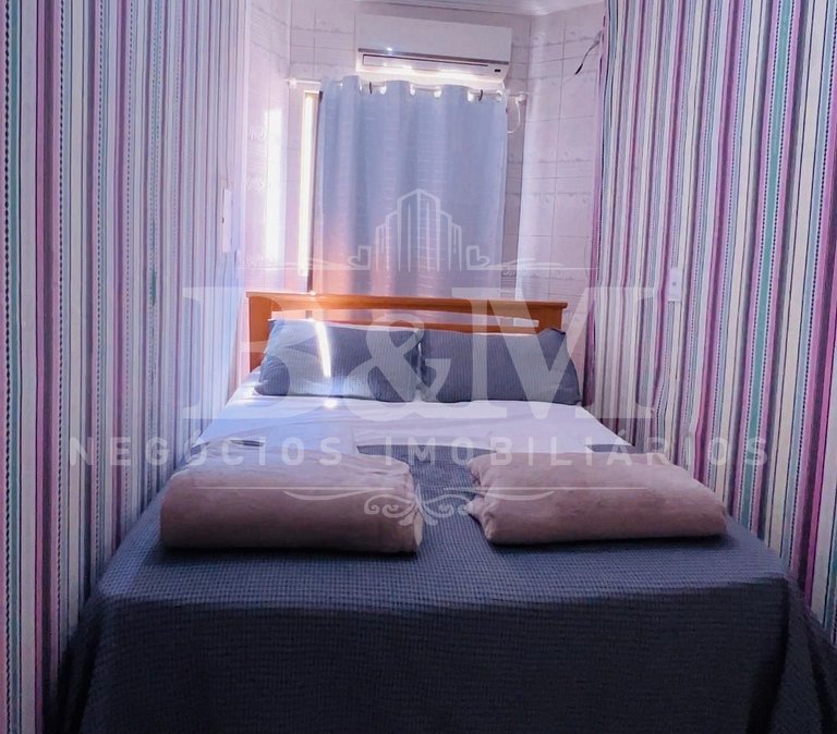 Hermosa cobertura a 80 mt de la playa de Bombas, con piscina