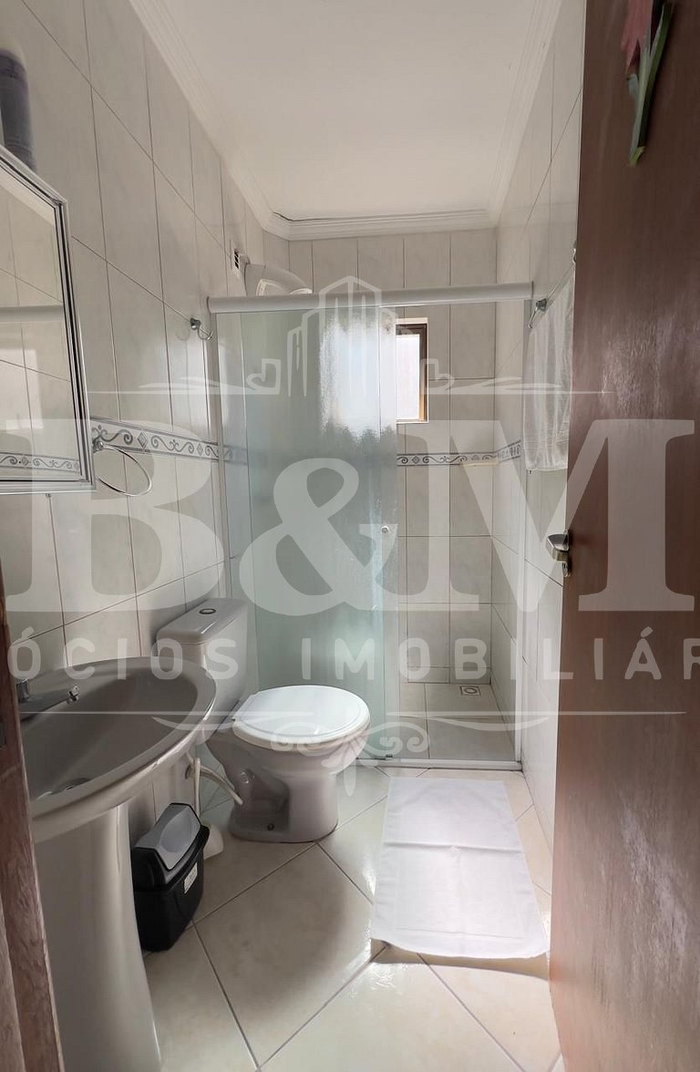 Hermosa cobertura a 80 mt de la playa de Bombas, con piscina