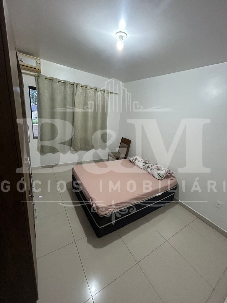 Casa com 4 Quartos (1 Suíte) – 950m da Praia