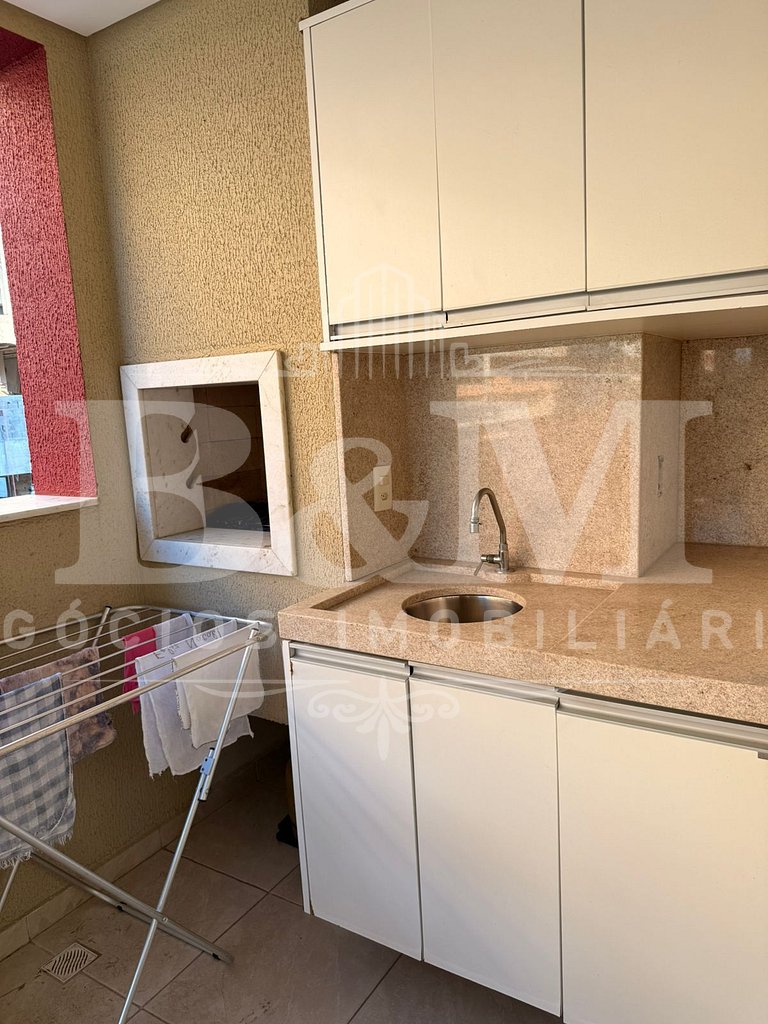 Lindo e aconchegante apartamento em Bombas com 2 dormitórios