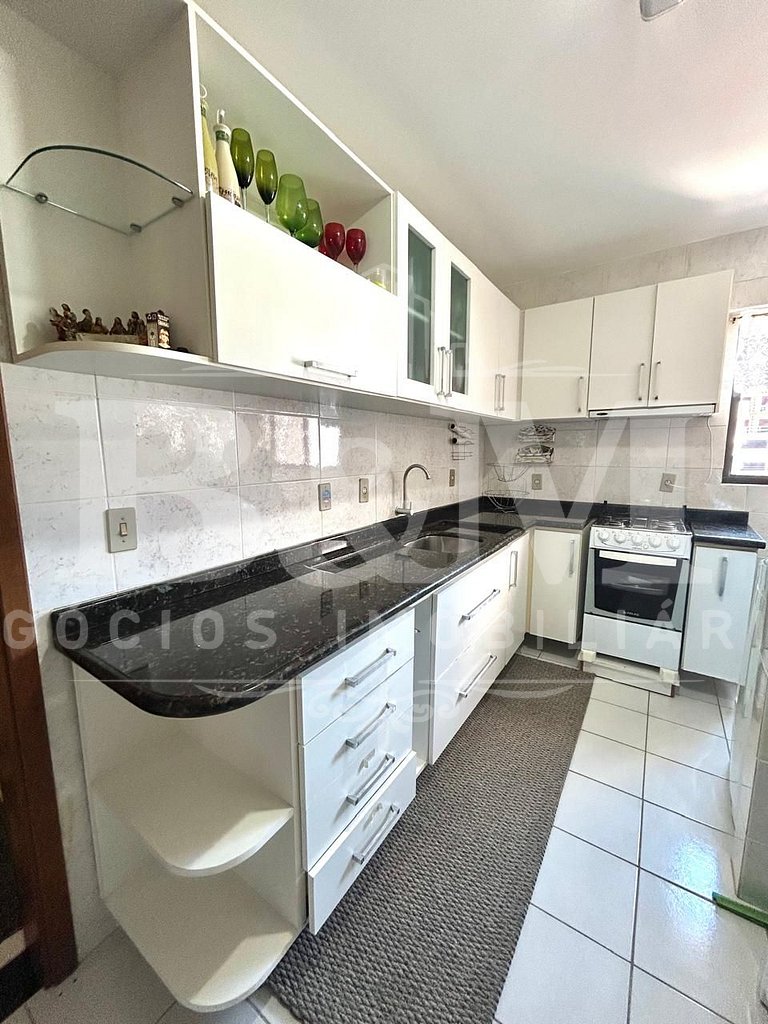 Apartamento 120 metros da praia de Bombas