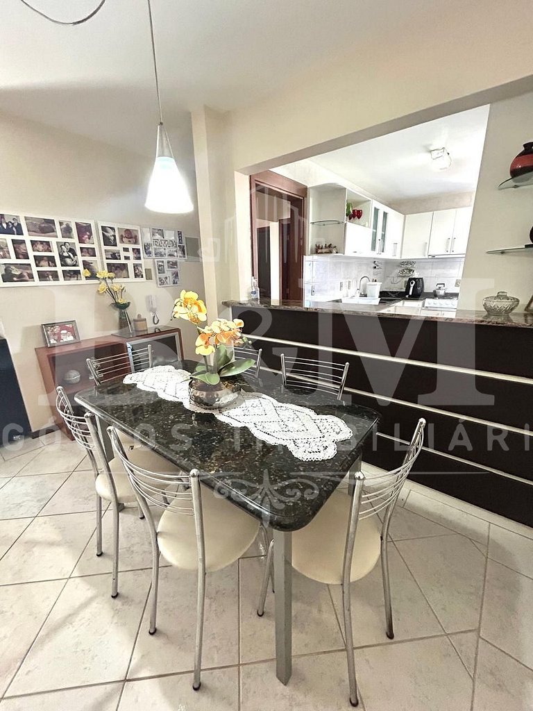 Apartamento 120 metros da praia de Bombas