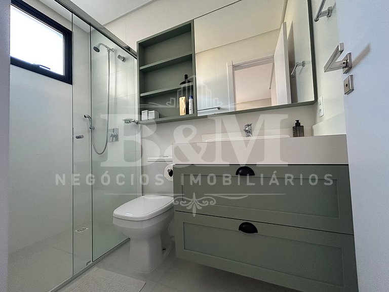 Apartamento em Bombas | 2 Suítes | 80m da Praia