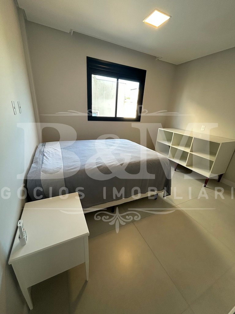 Apartamento em Bombas | 2 Suítes | 80m da Praia