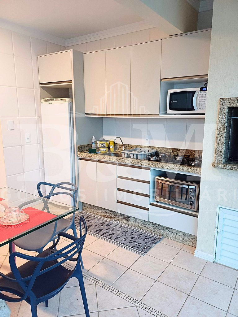 Lindo apartamento na praia de Bombas
