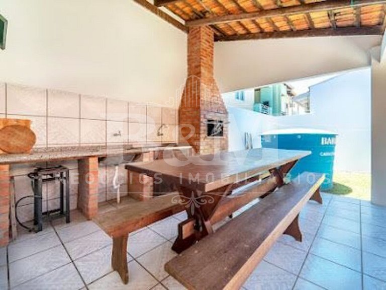 Linda casa Rua Salema Centro