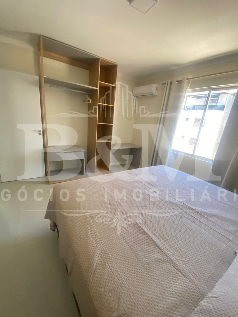 Lindo apto sobre a Avenida de Bombas