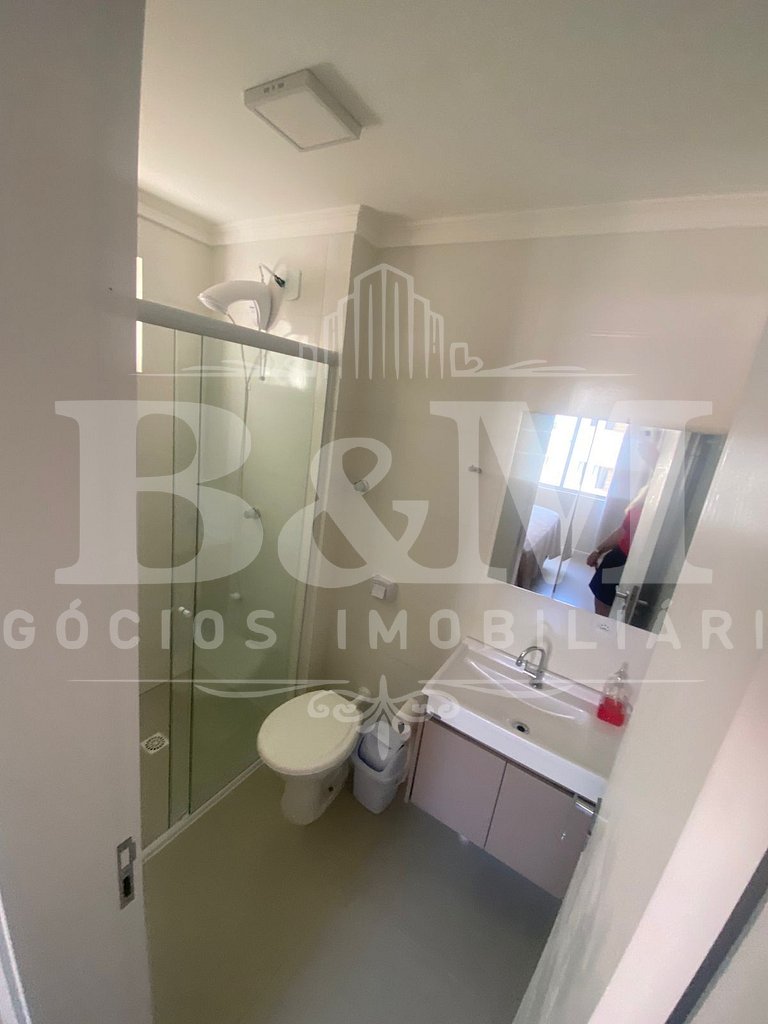 Lindo apto sobre a Avenida de Bombas