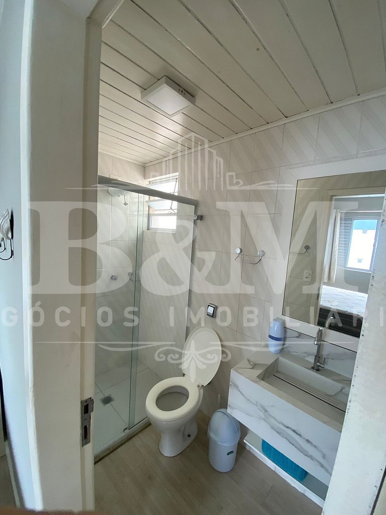 Apartamento com vista para o mar em Bombas