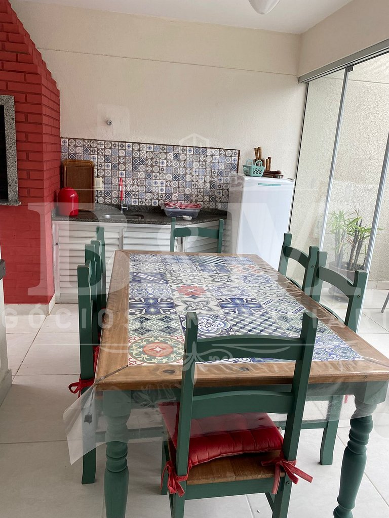 Apartamento com vista para o mar em Bombas