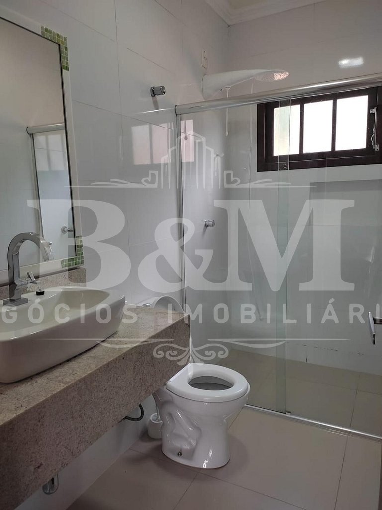 Casa com piscina em Bombas 300 metros do mar