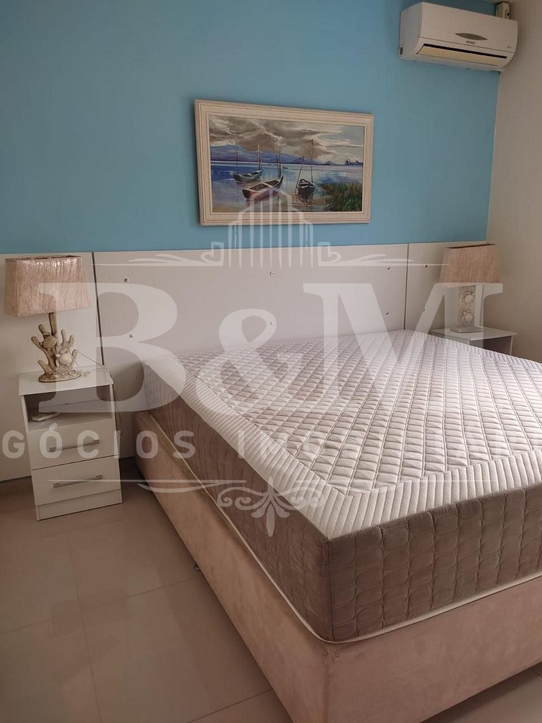 Casa com piscina em Bombas 300 metros do mar