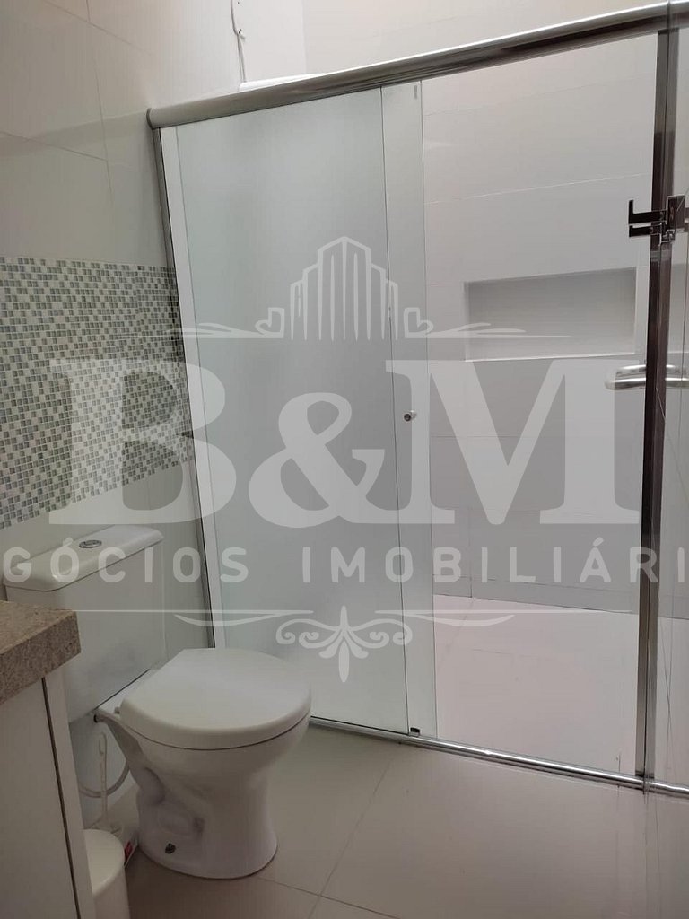 Casa com piscina em Bombas 300 metros do mar