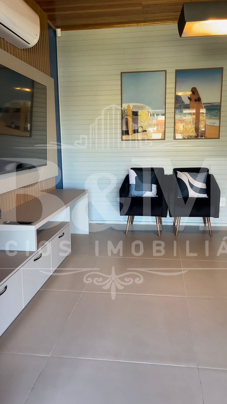Casa com piscina ampla e confortável